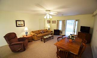 Graves Mountain Farm & Lodges