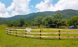 Graves Mountain Farm & Lodges