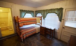 Graves Mountain Farm & Lodges