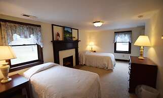 Graves Mountain Farm & Lodges