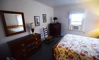 Graves Mountain Farm & Lodges