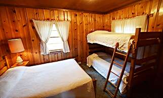 Graves Mountain Farm & Lodges