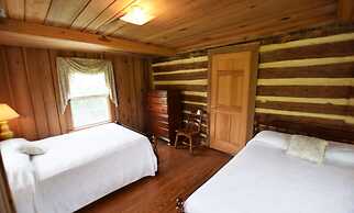 Graves Mountain Farm & Lodges