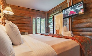 Graves Mountain Farm & Lodges