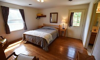 Graves Mountain Farm & Lodges