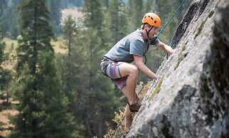 Graves Mountain Farm & Lodges