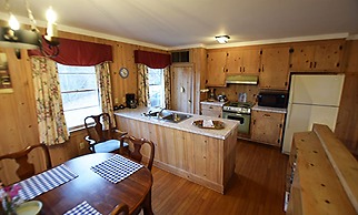 Graves Mountain Farm & Lodges