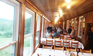 Graves Mountain Farm & Lodges