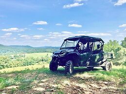 Graves Mountain Farm & Lodges