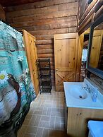 Graves Mountain Farm & Lodges