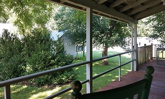 Graves Mountain Farm & Lodges