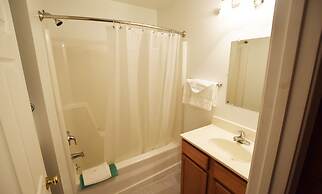 Graves Mountain Farm & Lodges