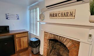 Graves Mountain Farm & Lodges