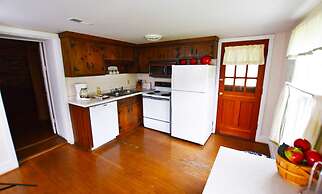 Graves Mountain Farm & Lodges