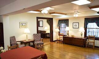 Graves Mountain Farm & Lodges