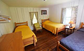 Graves Mountain Farm & Lodges