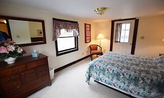 Graves Mountain Farm & Lodges