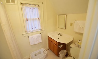 Graves Mountain Farm & Lodges