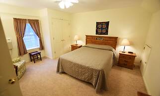 Graves Mountain Farm & Lodges