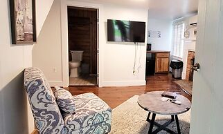 Graves Mountain Farm & Lodges