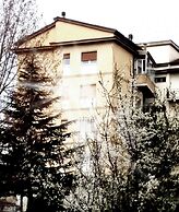 Flower Bed & Breakfast