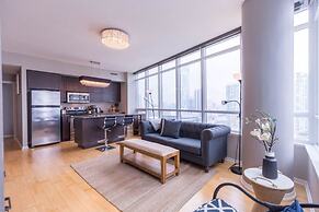 HomeHop - Maple Leaf Square