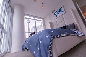 HomeHop - Maple Leaf Square