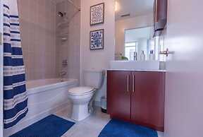 HomeHop - Maple Leaf Square