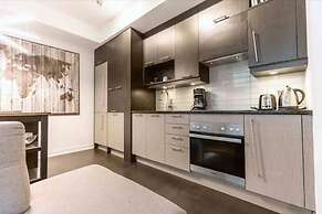 HomeHop - Entertainment District