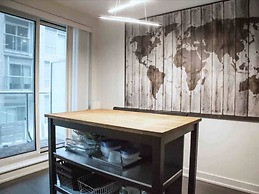 HomeHop - Entertainment District