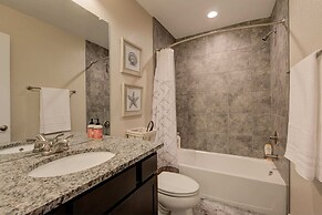 Marbella Lane Executive Townhome, 20 mins to Boulder