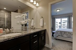 Marbella Lane Executive Townhome, 20 mins to Boulder