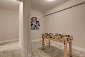 Marbella Lane Executive Townhome, 20 mins to Boulder