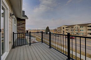 Marbella Lane Executive Townhome, 20 mins to Boulder