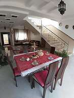 Tanjitan Hospitalite