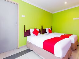 OYO 746 Hotel Comfort