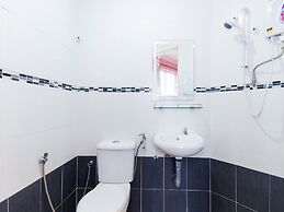 OYO 746 Hotel Comfort