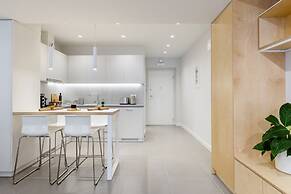 UPSTREET Ermou Elegant Apartments