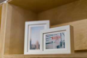 UPSTREET Ermou Elegant Apartments