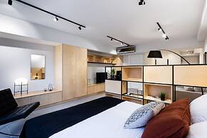 UPSTREET Ermou Elegant Apartments