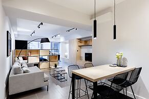 UPSTREET Ermou Elegant Apartments