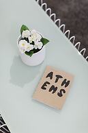 UPSTREET Ermou Elegant Apartments