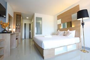 The Greenery Central Suites