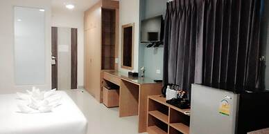 The Greenery Central Suites