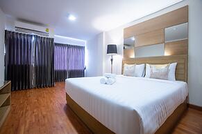 The Greenery Central Suites