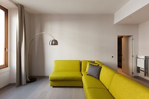 easyhomes - Duomo Suites & Apartments