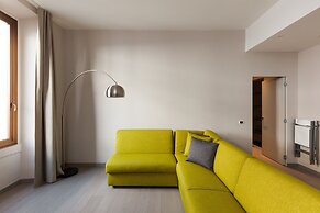 easyhomes - Duomo Suites & Apartments