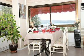 Teras Motel