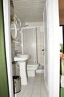 Teras Motel