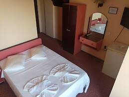 Teras Motel